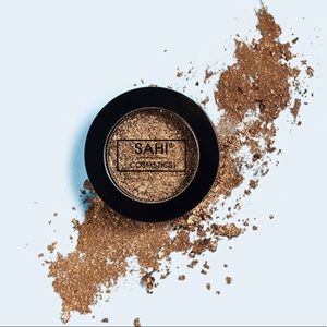 SAHI COSMETICS /Cream Metallic Foil Shadow in Doha